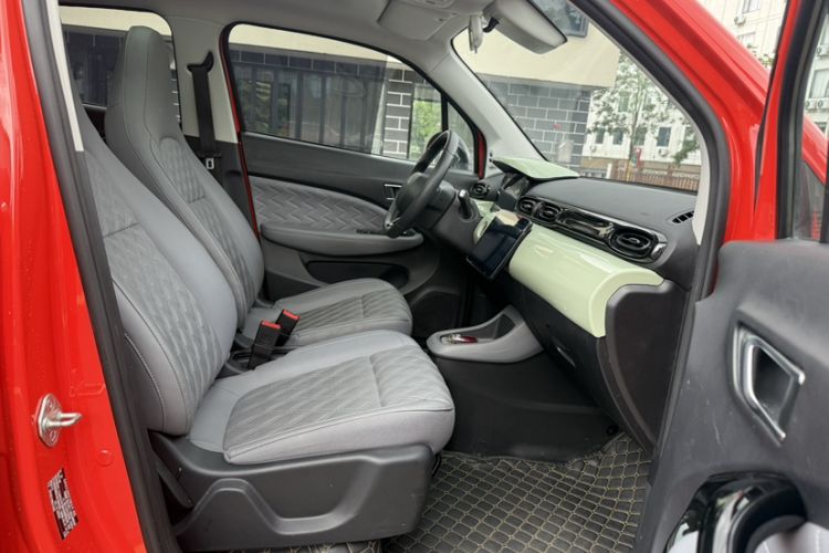 Used Leapmotor T03 2021 400 Luxury Edition Right Front Seat