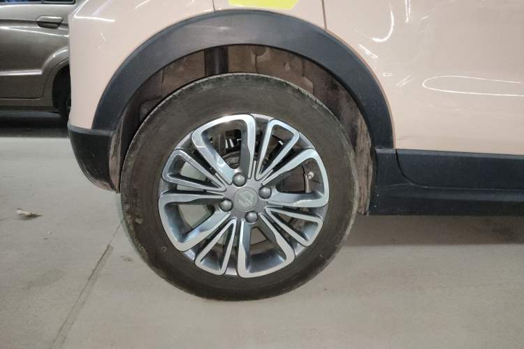 Used Leapmotor T03 2021 400 Comfort Edition Right Rear Wheel Hub