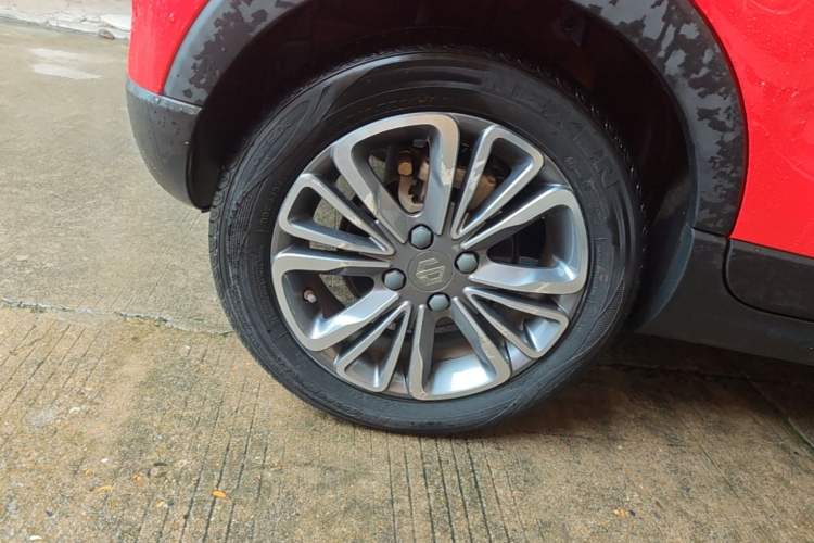 Used Leapmotor T03 2021 400 Luxury Edition Right Rear Wheel Hub