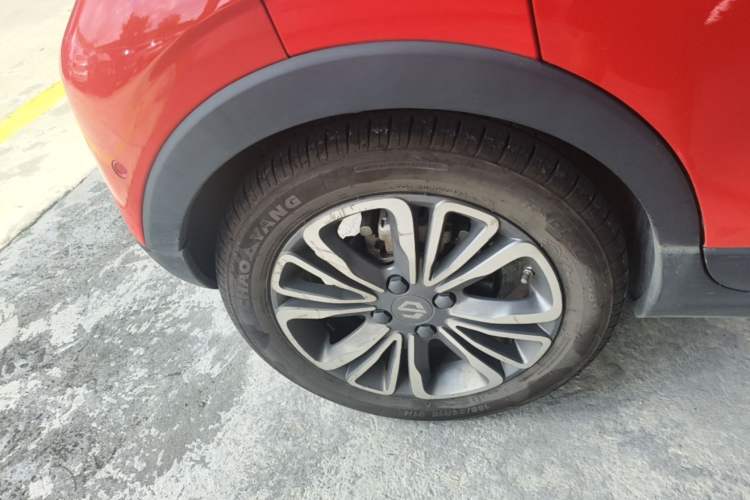 Used Leapmotor T03 2021 400 Luxury Edition Right Rear Wheel Hub