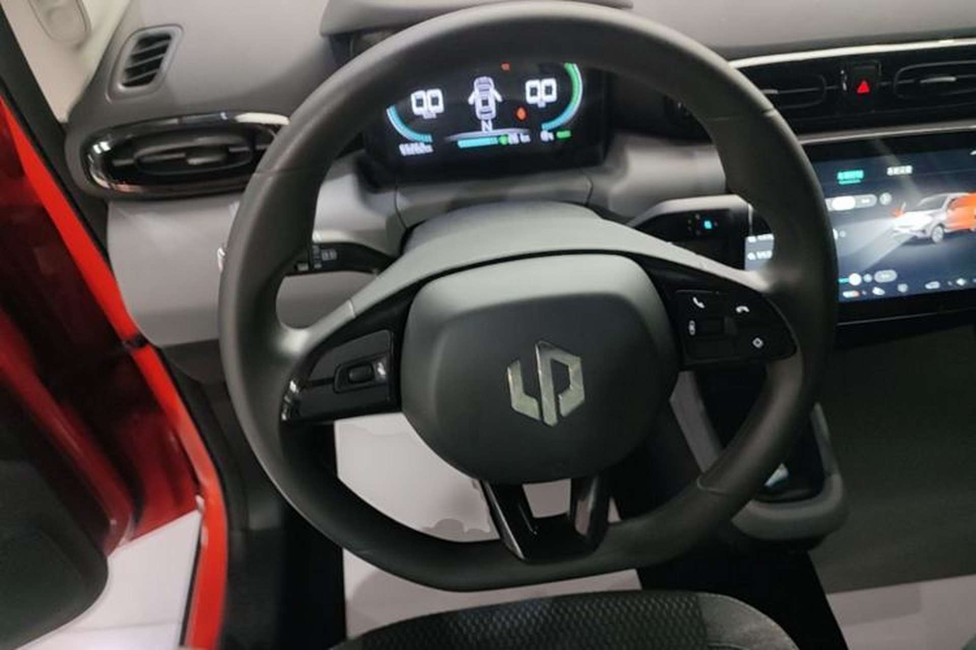 Used Leapmotor T03 2021 400 Lite Edition - Lithium-Ion Battery Steering Wheel