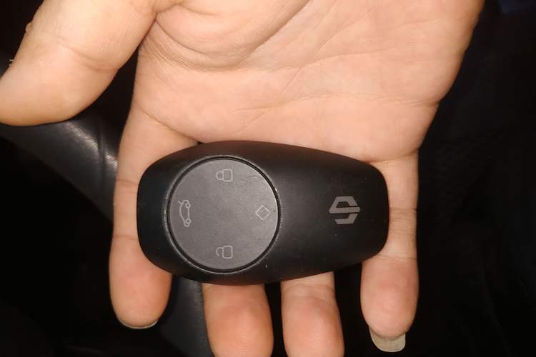 Used Leapmotor T03 2021 400 Lite Edition Lithium Iron Phosphate Vehicle Key