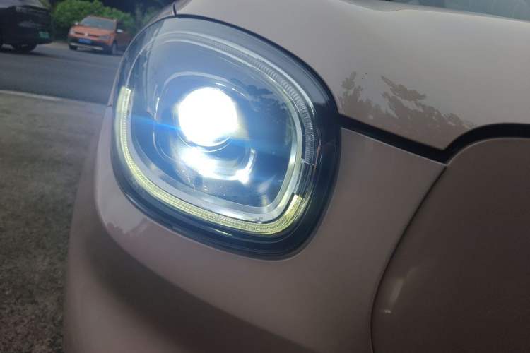 Used Leapmotor T03 2021 400 Luxury Edition Right Front Headlight