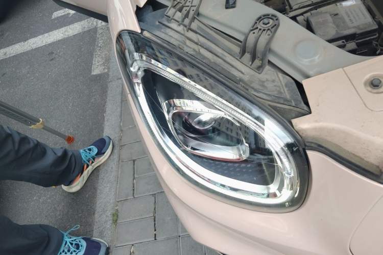 Used Leapmotor T03 2021 400 Comfort Edition Right Front Headlight