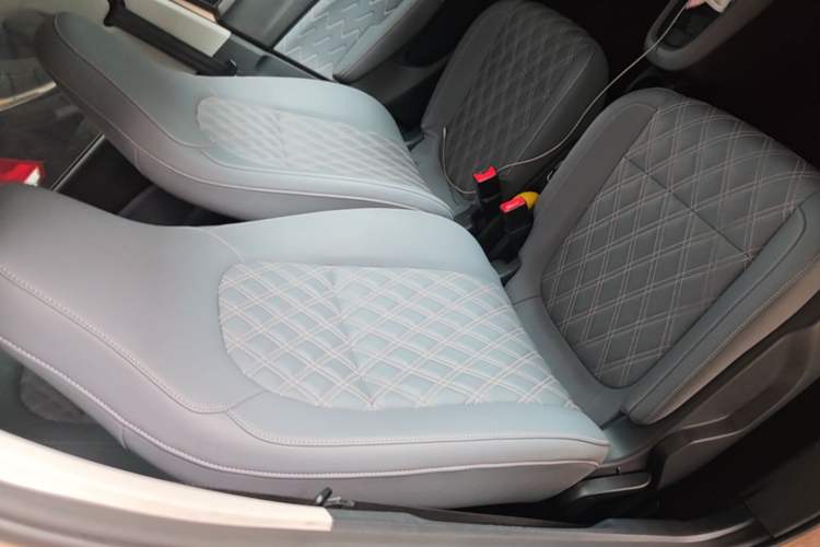 Used Leapmotor T03 2021 400 Luxury Pro Edition Right Front Seat