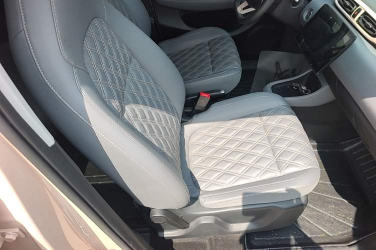 Used Leapmotor T03 2021 400 Comfort Edition Right Front Seat