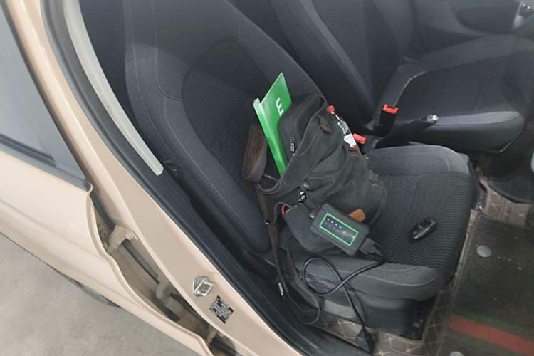 Used Leapmotor T03 2021 400 Lite Edition - Lithium-Ion Battery Right Front Seat