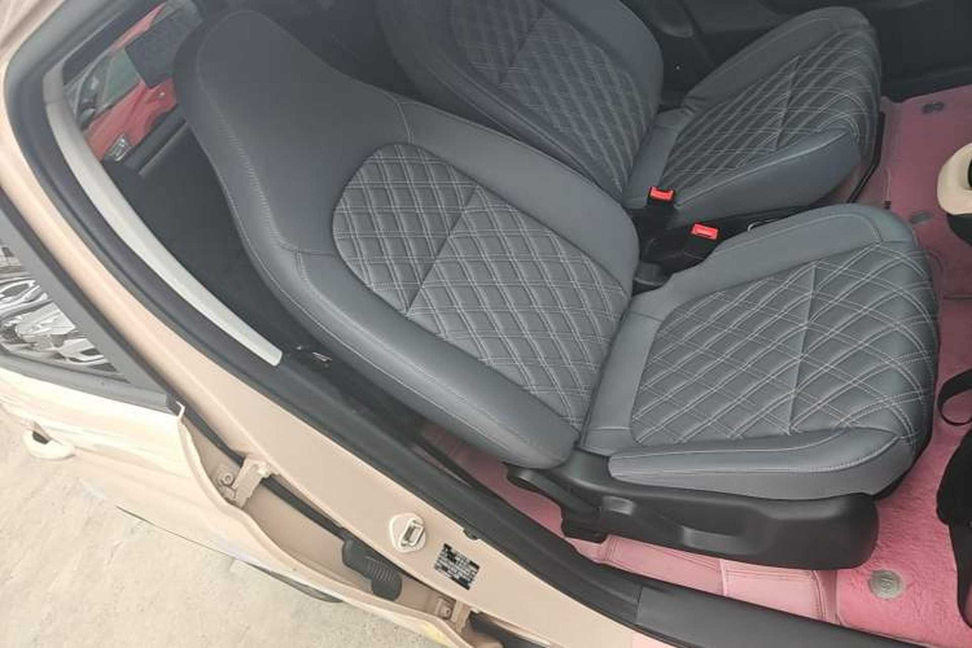 Used Leapmotor T03 2021 400 Luxury Pro Edition Right Front Seat