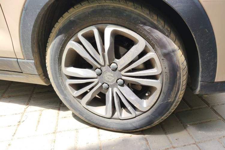 Used Leapmotor T03 2021 400 Comfort Edition Right Front Wheel Hub