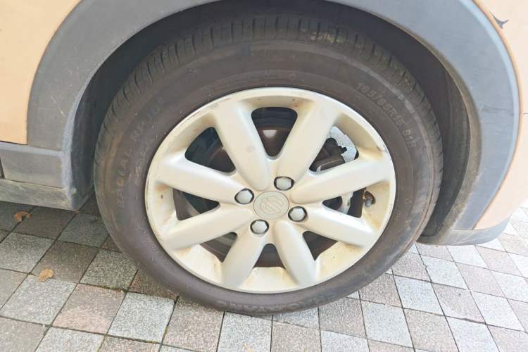 Used Leapmotor T03 2021 400 Luxury Pro Edition Right Front Wheel Hub