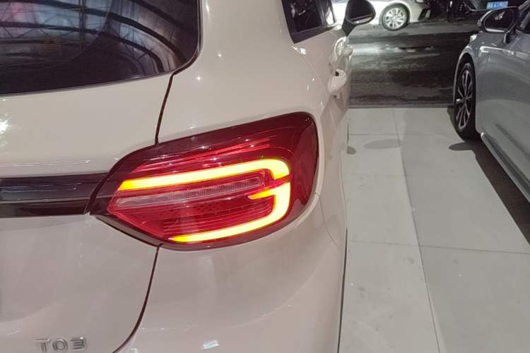 Used Leapmotor T03 2021 400 Micro-Sugar Version Right Rear Taillight