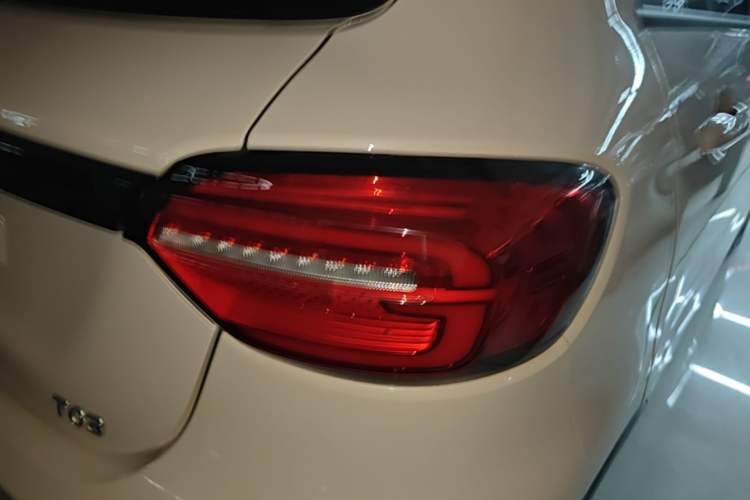 Used Leapmotor T03 2021 400 Micro-Sugar Version Right Rear Taillight