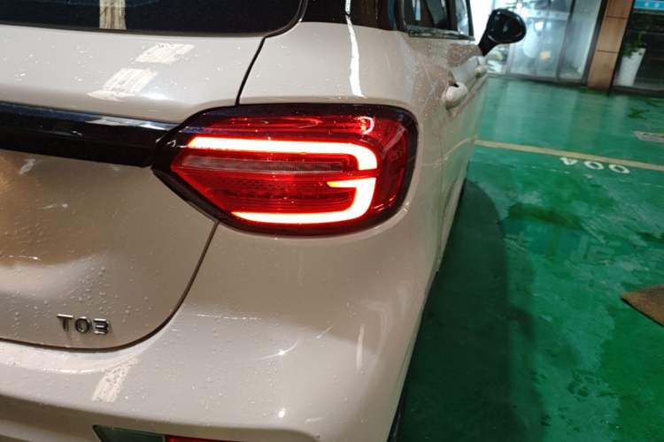 Used Leapmotor T03 2021 400 Luxury Edition Right Rear Taillight