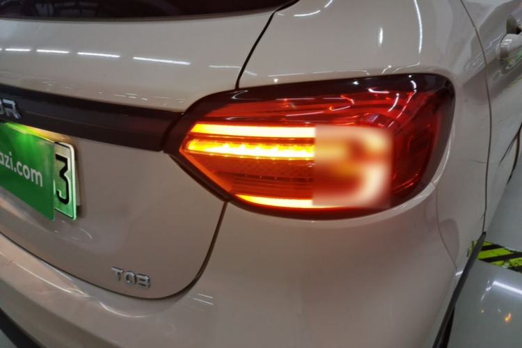 Used Leapmotor T03 2021 400 Lite Edition - Lithium-Ion Battery Right Rear Taillight