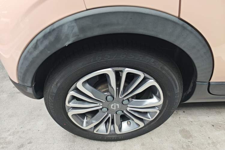 Used Leapmotor T03 2021 400 Online Booking Version Right Rear Wheel Hub