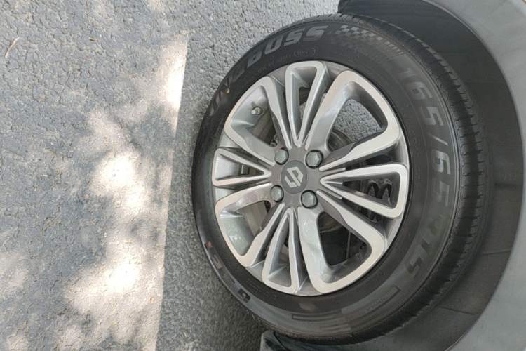 Used Leapmotor T03 2021 400 Micro-Sugar Version Right Rear Wheel Hub