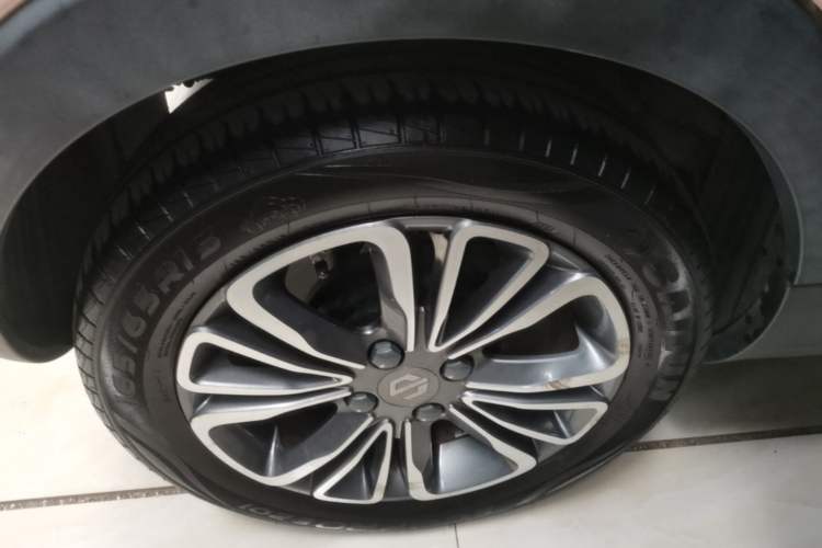 Used Leapmotor T03 2021 400 Lite Edition - Lithium-Ion Battery Right Rear Wheel Hub