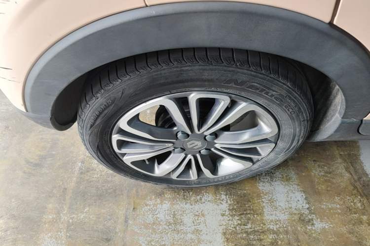 Used Leapmotor T03 2021 400 Comfort Edition Right Rear Wheel Hub