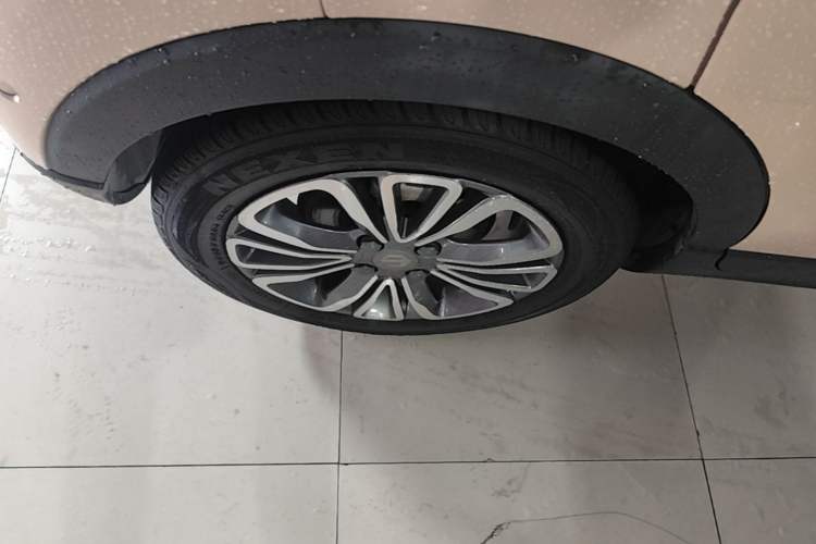 Used Leapmotor T03 2021 400 Luxury Edition Right Rear Wheel Hub