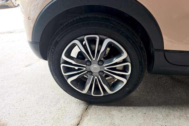 Used Leapmotor T03 2021 400 Luxury Edition Right Rear Wheel Hub
