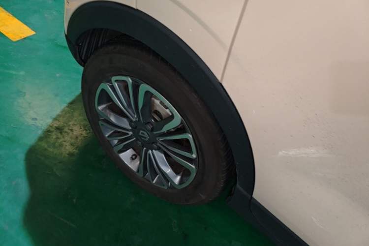 Used Leapmotor T03 2021 400 Luxury Edition Right Rear Wheel Hub