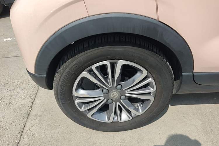 Used Leapmotor T03 2021 400 Comfort Edition Right Rear Wheel Hub