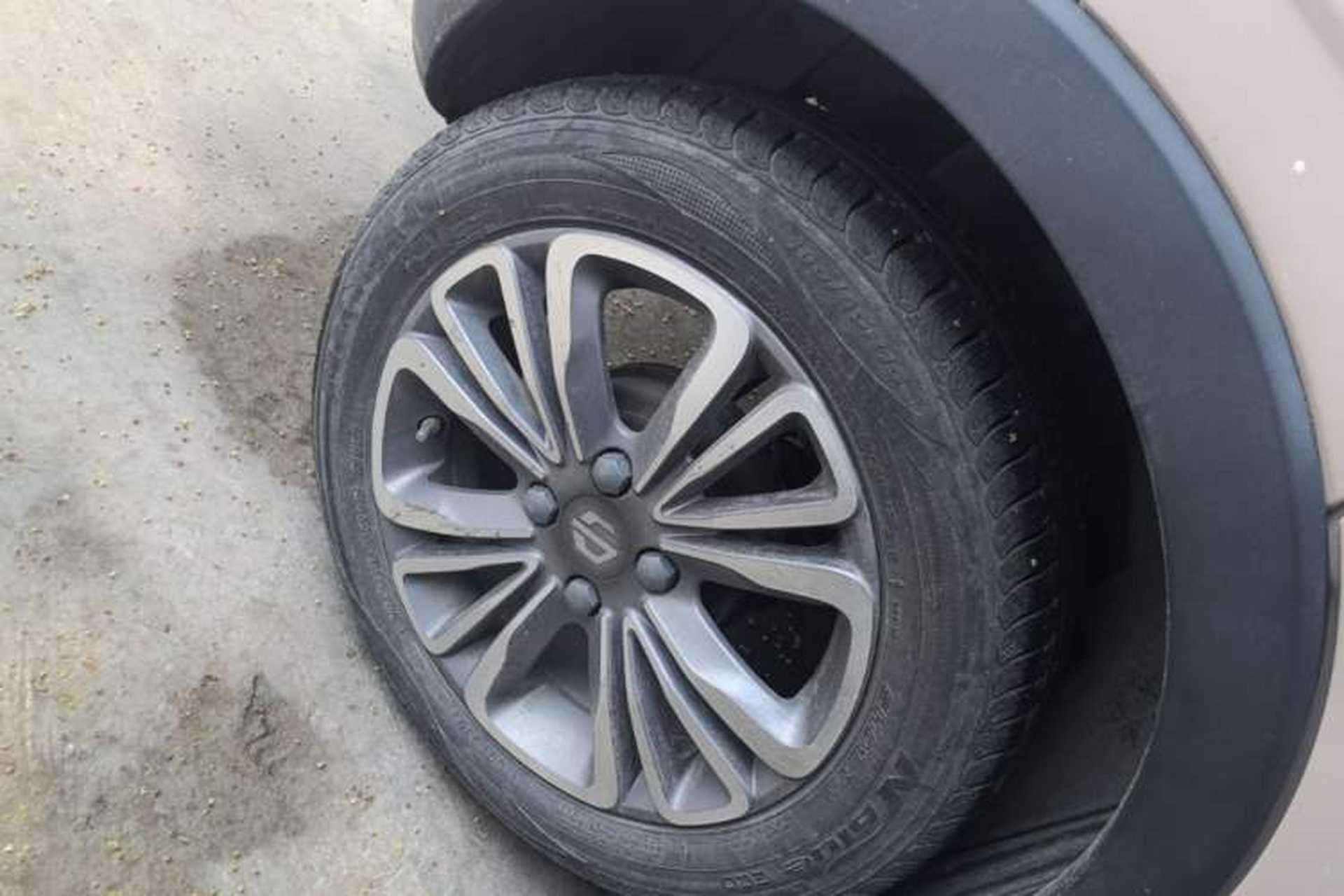 Used Leapmotor T03 2021 400 Comfort Edition Right Rear Wheel Hub