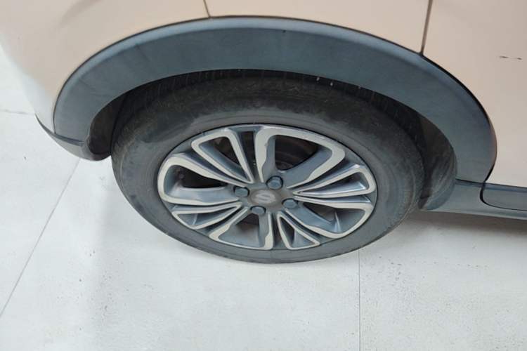 Used Leapmotor T03 2021 400 Lite Edition Lithium Iron Phosphate Right Rear Wheel Hub