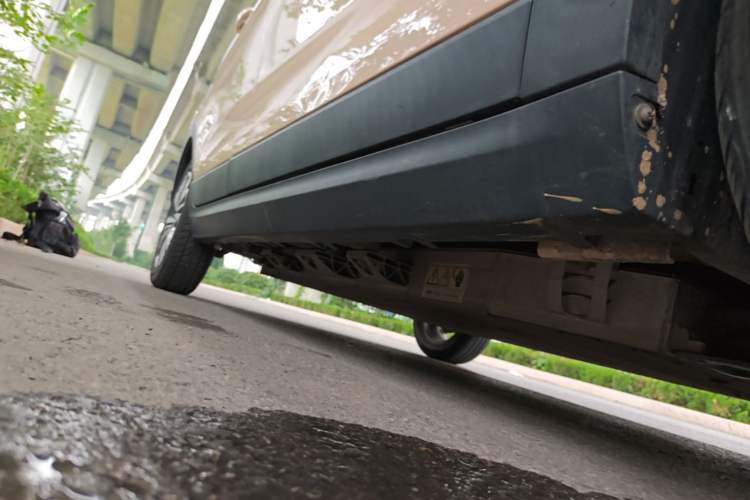 Used Leapmotor T03 2021 400 Luxury Edition Right Side Sill