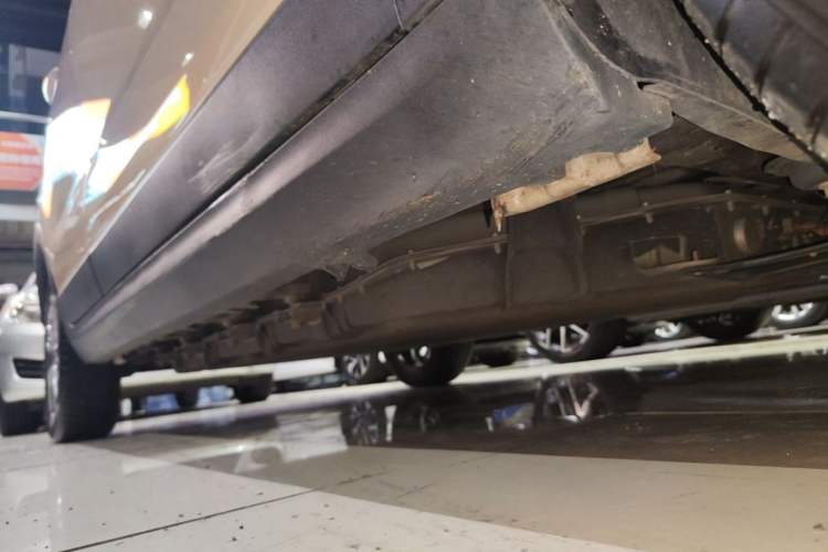 Used Leapmotor T03 2021 400 Micro-Sugar Version Right Side Sill