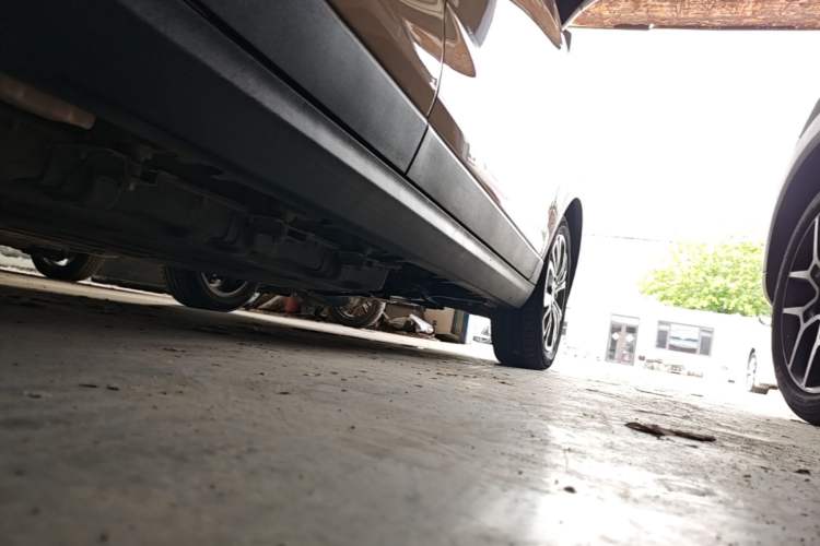 Used Leapmotor T03 2021 400 Micro-Sugar Version Right Side Sill