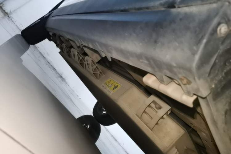 Used Leapmotor T03 2021 400 Lite Edition - Lithium-Ion Battery Right Side Sill