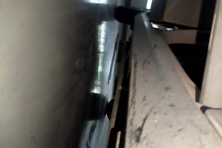 Used Leapmotor T03 2021 400 Luxury Edition Right Side Sill