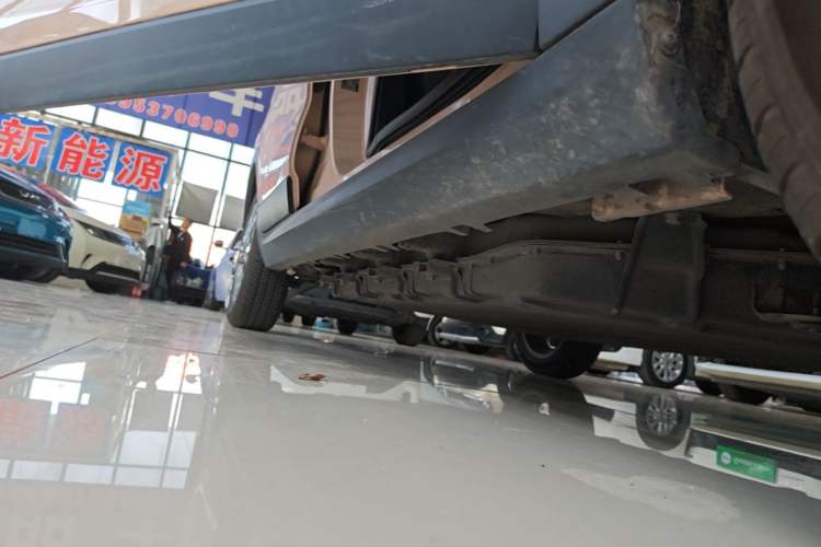 Used Leapmotor T03 2021 400 Comfort Edition Right Side Sill