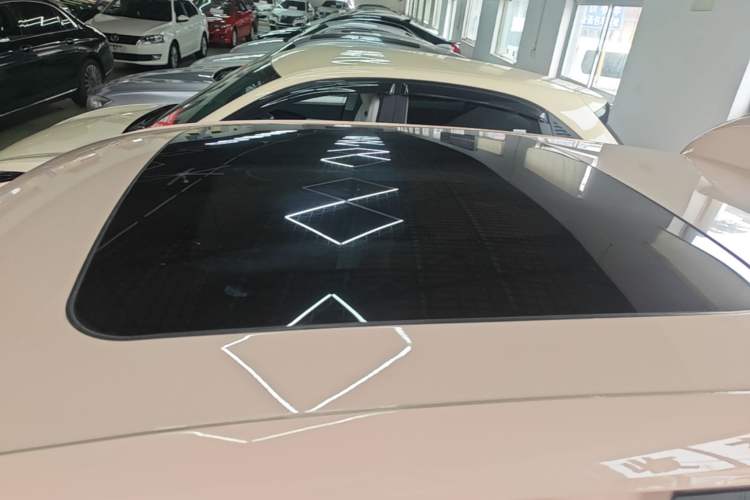 Used Leapmotor T03 2021 400 Comfort Edition Roof