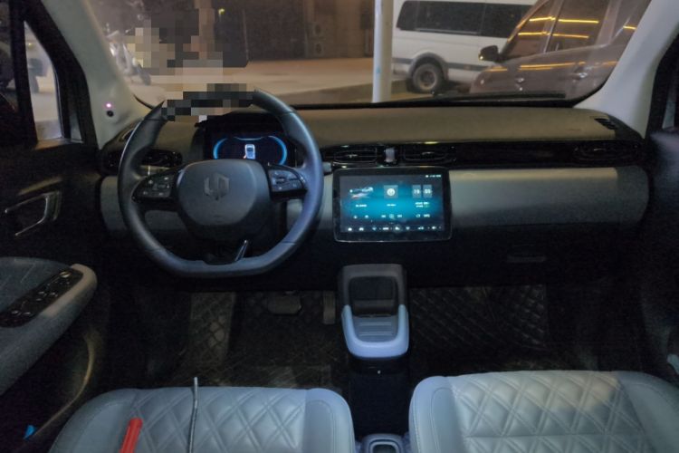 Used Leapmotor T03 2021 400 Luxury Edition Center Console