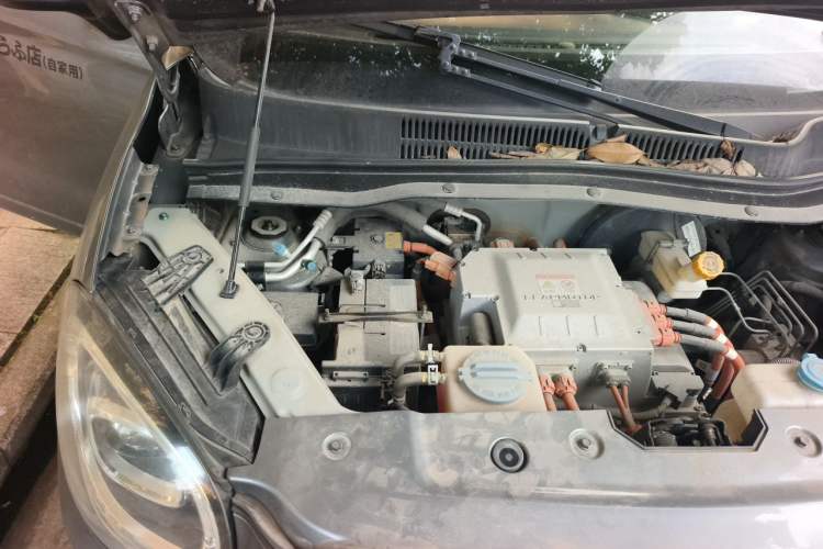 Used Leapmotor T03 2021 400 Lite Edition - Lithium-Ion Battery Engine Bay Right
