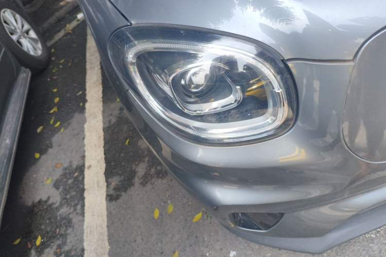Used Leapmotor T03 2021 400 Lite Edition - Lithium-Ion Battery Right Front Headlight
