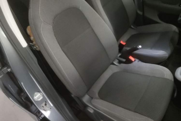 Used Leapmotor T03 2021 400 Lite Edition - Lithium-Ion Battery Right Front Seat