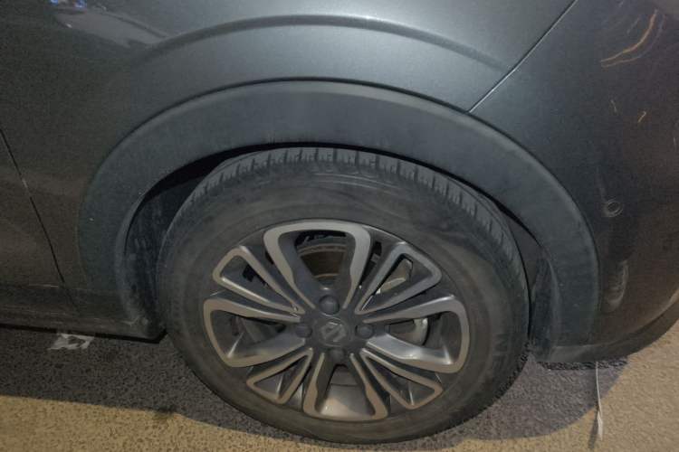 Used Leapmotor T03 2021 400 Luxury Edition Right Front Wheel Hub
