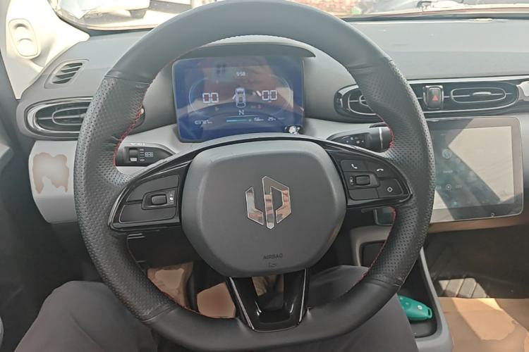 Used Leapmotor T03 2021 400 Lite Edition - Lithium-Ion Battery Steering Wheel