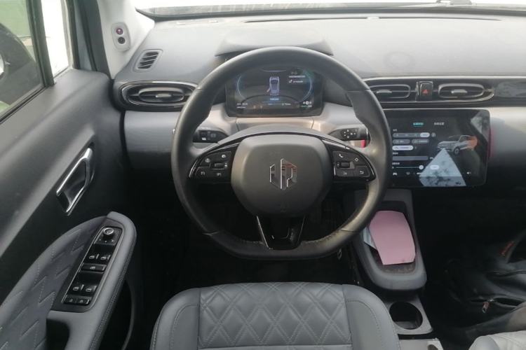 Used Leapmotor T03 2021 400 Luxury Pro Edition Steering Wheel
