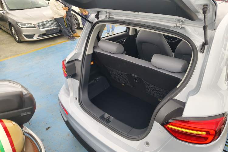 Used Leapmotor T03 2021 400 Luxury Pro Edition Trunk