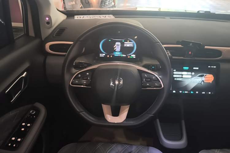 Used Leapmotor T03 2021 400 Luxury Pro Edition Steering Wheel