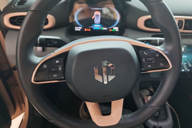 Used Leapmotor T03 2021 400 Luxury Pro Edition Steering Wheel