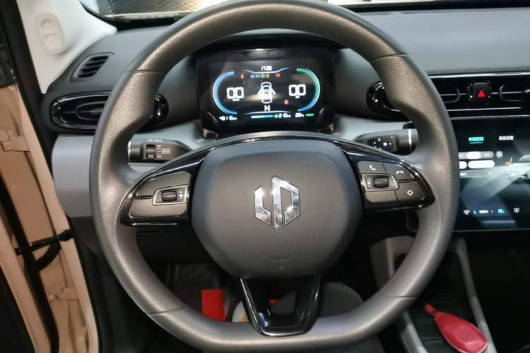Used Leapmotor T03 2021 400 Lite Edition - Lithium-Ion Battery Steering Wheel