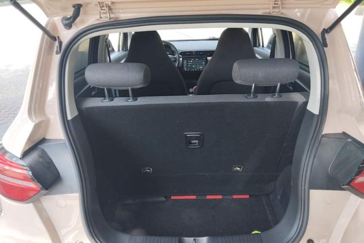 Used Leapmotor T03 2021 400 Lite Edition - Lithium-Ion Battery Trunk