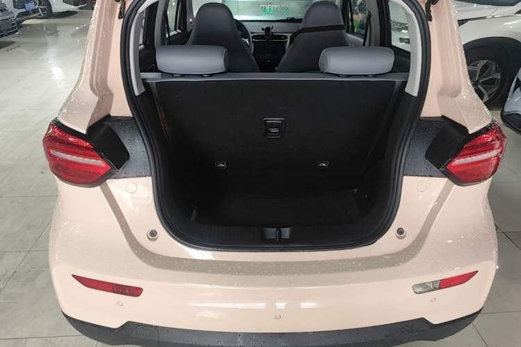Used Leapmotor T03 2021 400 Luxury Edition Trunk