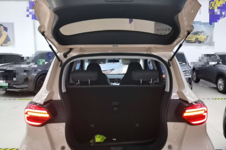 Used Leapmotor T03 2021 400 Lite Edition - Lithium-Ion Battery Trunk