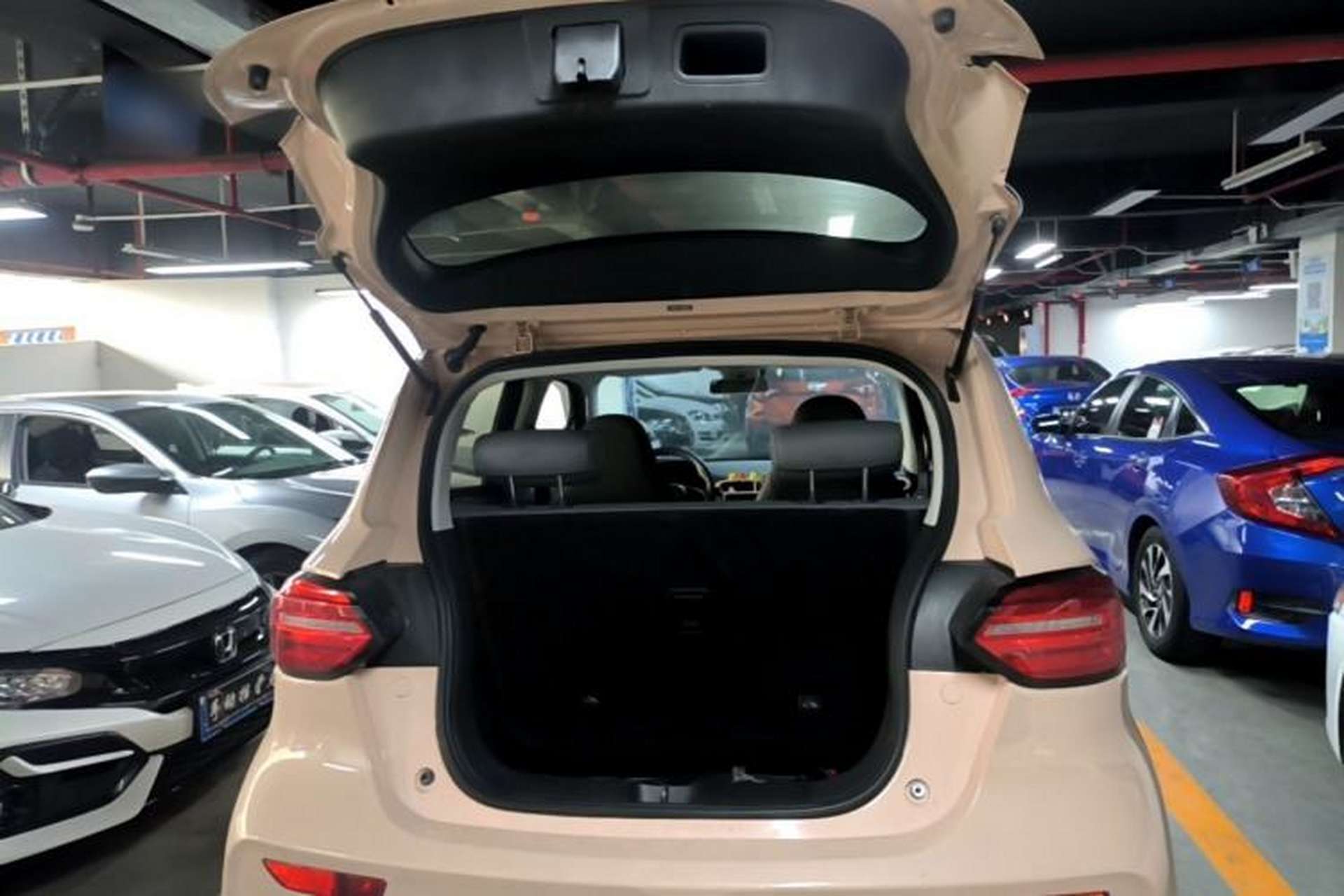 Used Leapmotor T03 2021 400 Luxury Edition Trunk